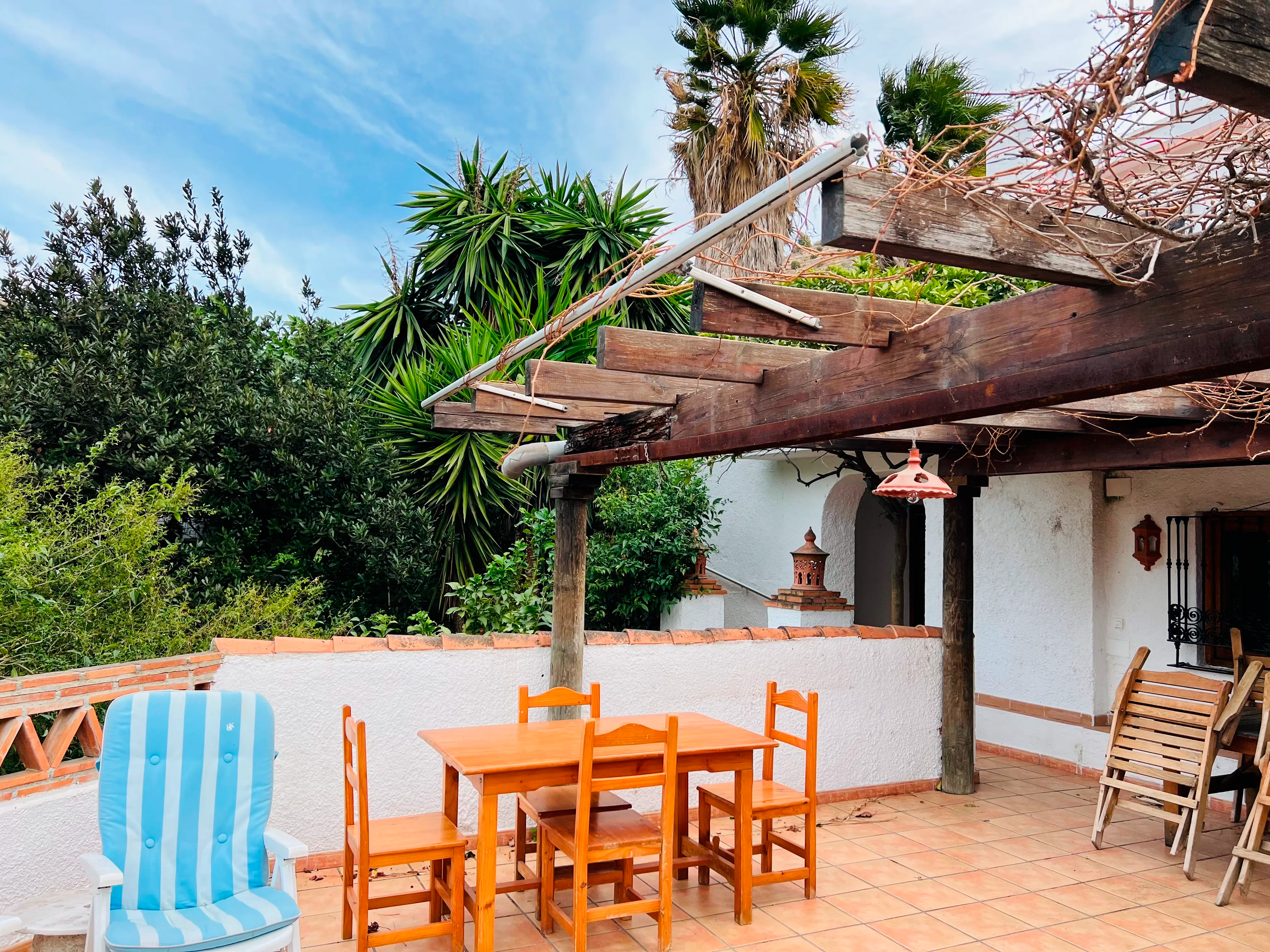 MAGNIFICA FINCA A TAN SOLO 10 MINUTOS DE ALMU��CAR