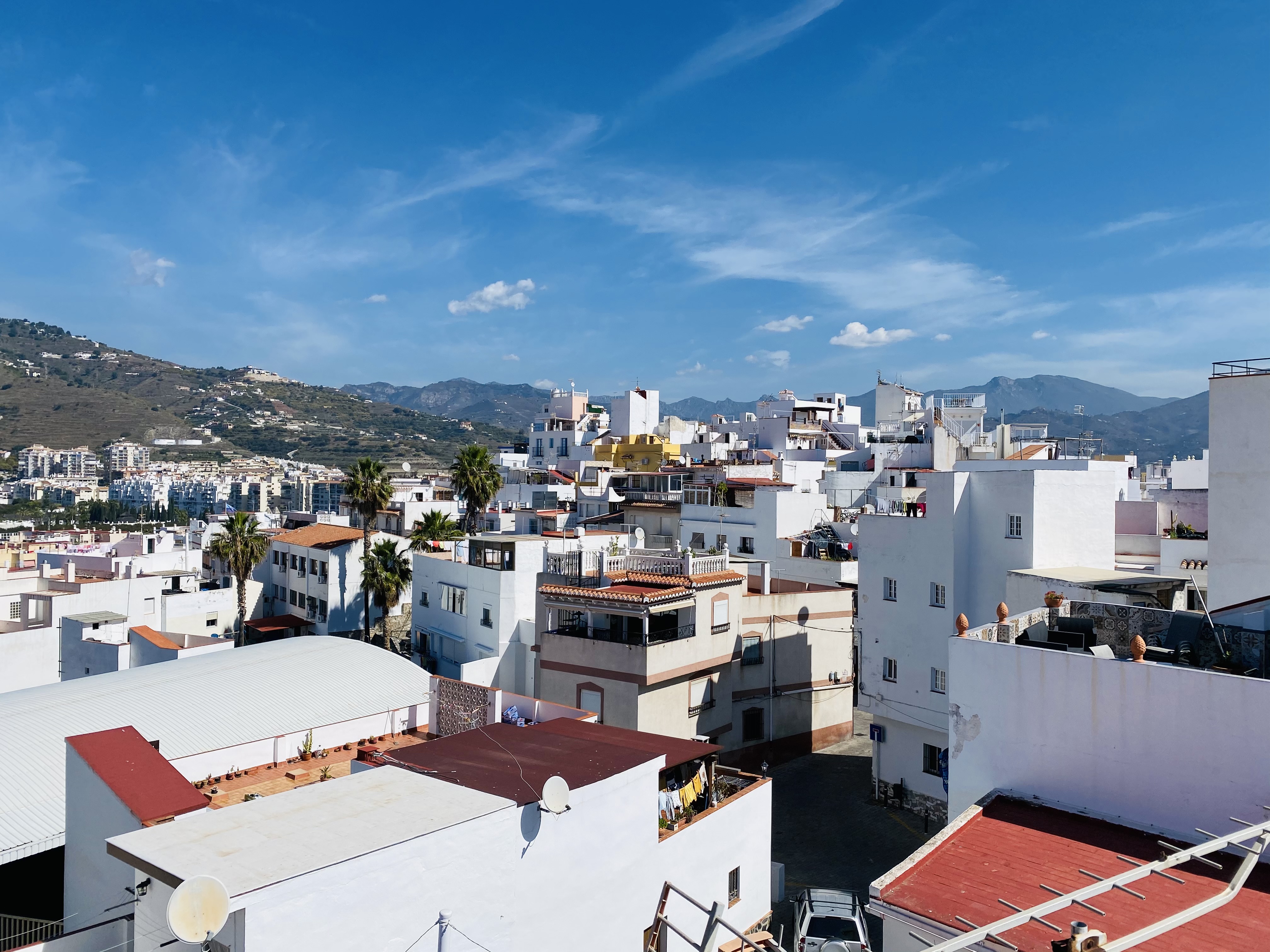 CASA DE PUEBLO CON FANTSTICAS VISTAS EN EL CENTRO HISTRICO DE ALMUCAR