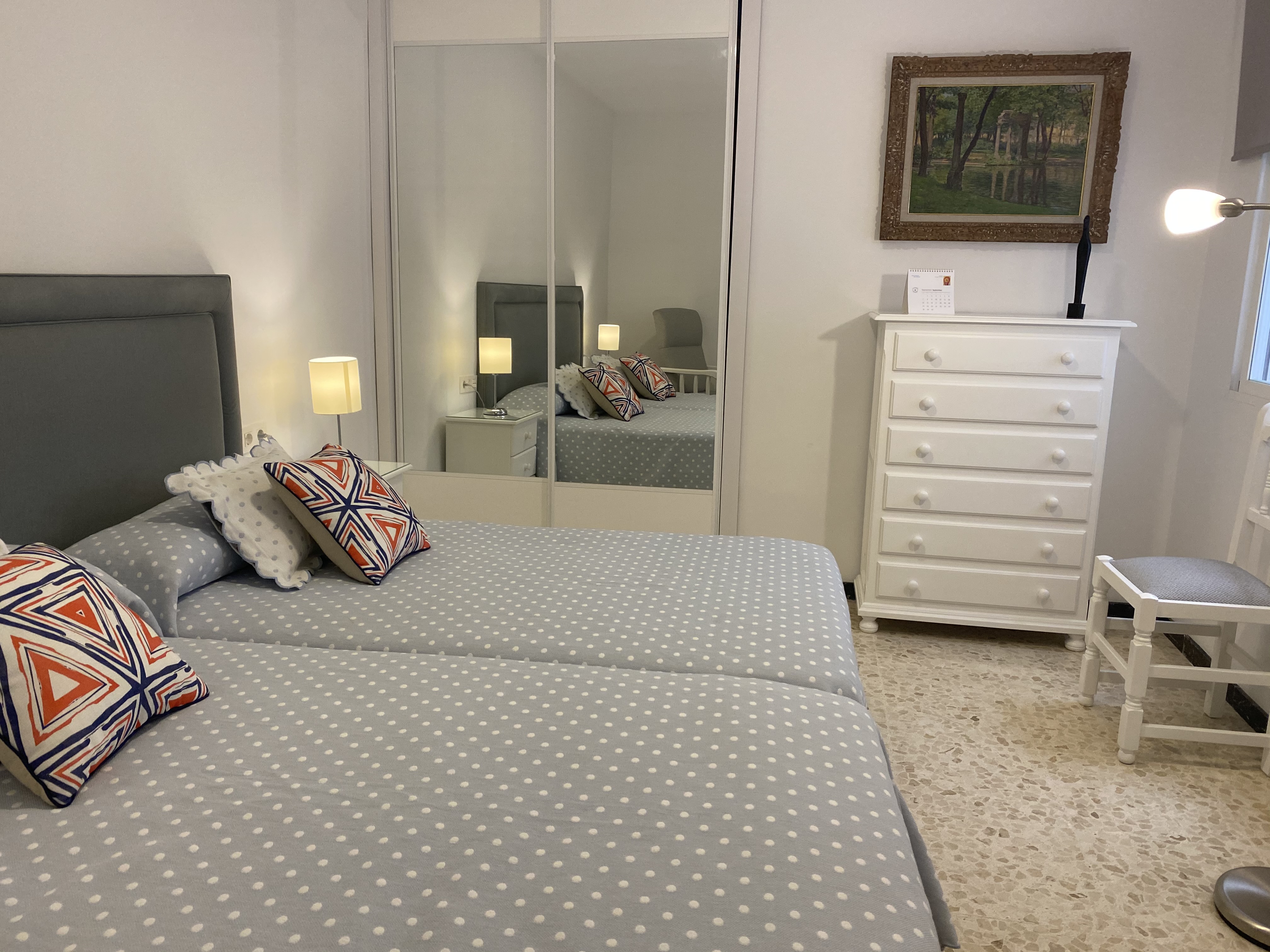 APARTAMENTO EN PASEO DE LA CALETILLA